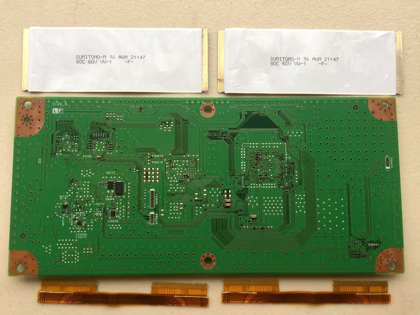 Original KF759 Logikplatine XF759WJ RUNTK 4911TP ZK QPWBXF759WJZZ